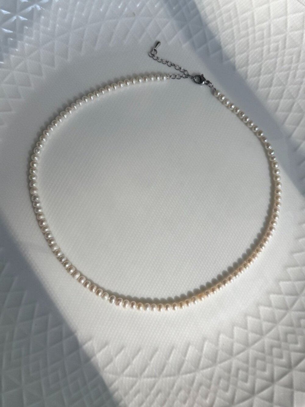 Delicate Tiny Pearl Necklace - Picture 6 of 9